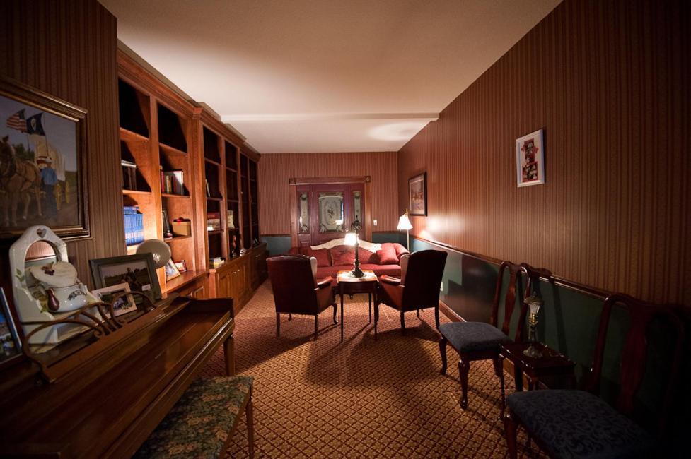 Victorian Veranda Country Inn Lawrence Luaran gambar